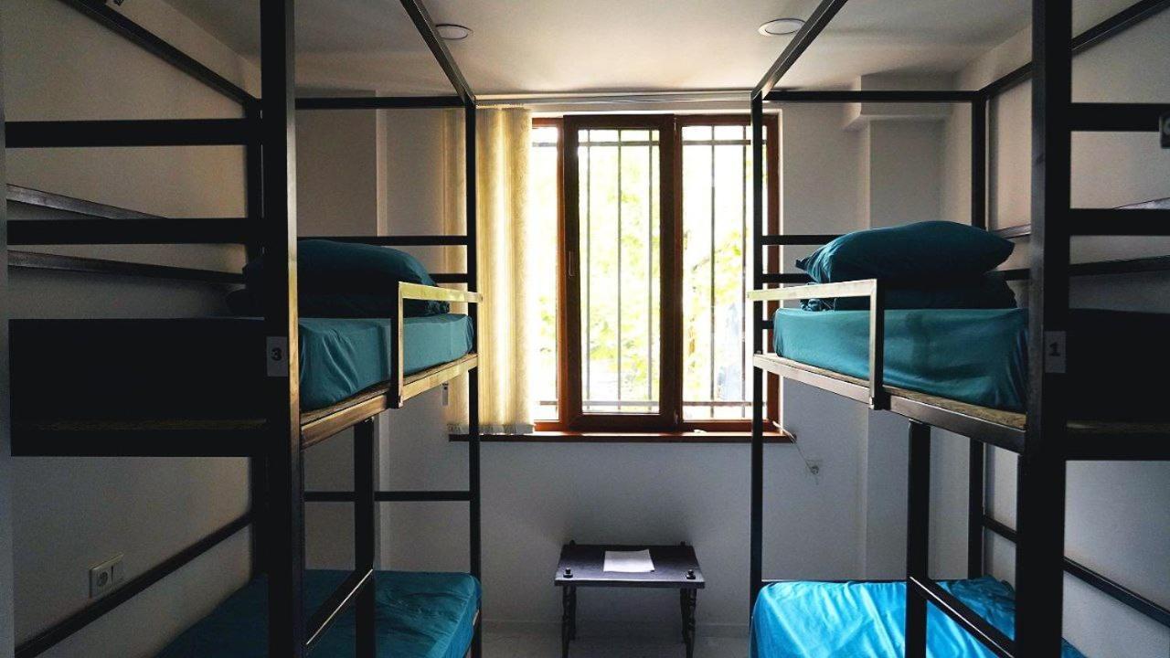 Areva Hostel On Pushkin St. Ереван Экстерьер фото